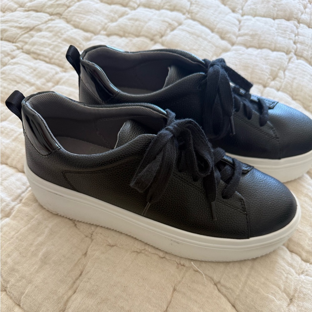 Black leather Platform Lace-Up Sneakers for Women